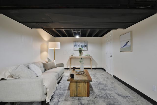 150 Conner Lane, Lewis Center, OH 43035