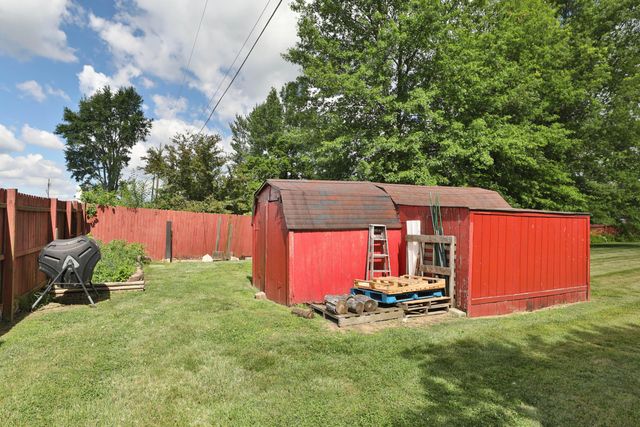 150 Conner Lane, Lewis Center, OH 43035