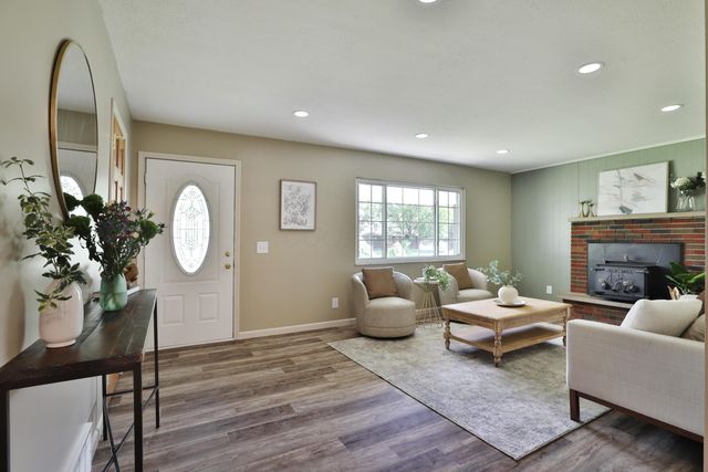 150 Conner Lane, Lewis Center, OH 43035