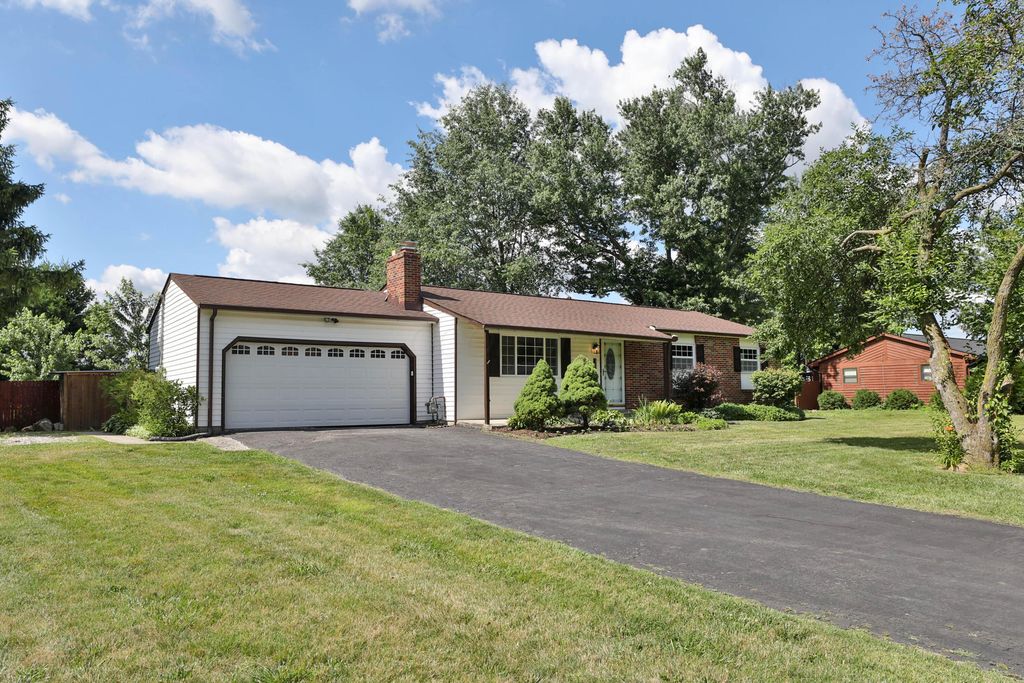 150 Conner Lane, Lewis Center, OH 43035
