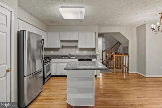 8755 THORNBROOK DR, Odenton, MD 21113