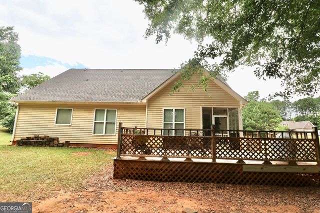 190 Roundtree Way, Williamson, GA 30292