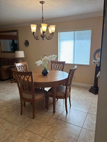 60 Pelican Pointe Drive 1020, Delray Beach, FL 33483