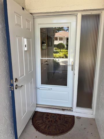 60 Pelican Pointe Drive 1020, Delray Beach, FL 33483