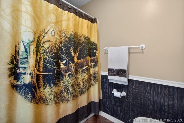 20662 S Carefree Drive, Claremore, OK 74019