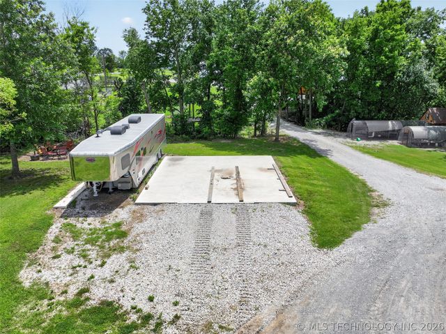 20662 S Carefree Drive, Claremore, OK 74019