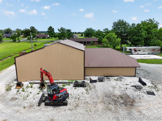 20662 S Carefree Drive, Claremore, OK 74019