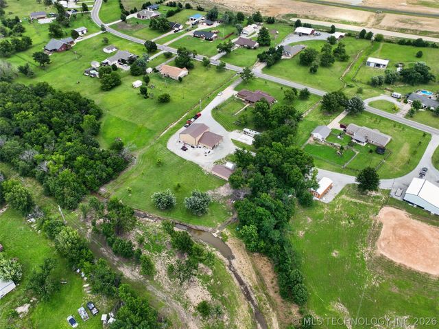 20662 S Carefree Drive, Claremore, OK 74019