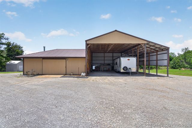 20662 S Carefree Drive, Claremore, OK 74019