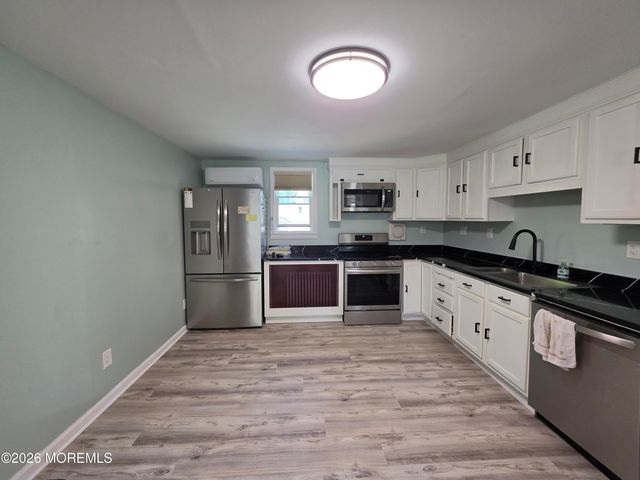 163 2nd Street, Keyport, NJ 07735