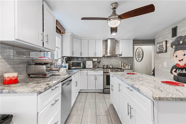 215 Rocky Point Avenue, Warwick, RI 02889