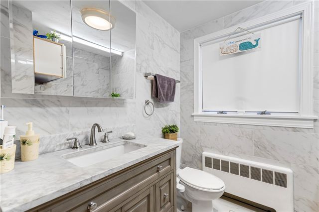 215 Rocky Point Avenue, Warwick, RI 02889