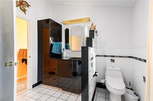 215 Rocky Point Avenue, Warwick, RI 02889