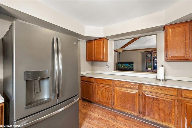 44357 Thunder Bay Drive, Clinton Township, MI 48038