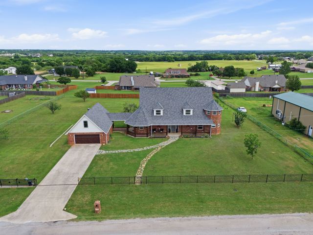 250 Newfield Lane, Springtown, TX 76082