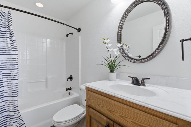 250 Newfield Lane, Springtown, TX 76082