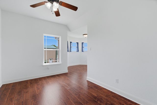 250 Newfield Lane, Springtown, TX 76082