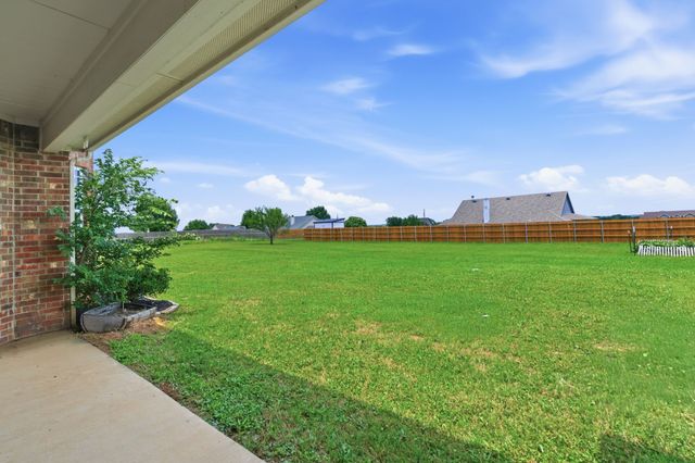 250 Newfield Lane, Springtown, TX 76082