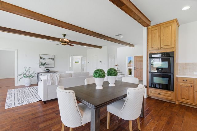 250 Newfield Lane, Springtown, TX 76082