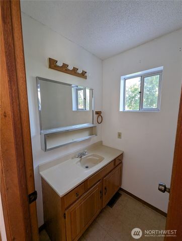 33364 97 Highway, Oroville, WA 98844