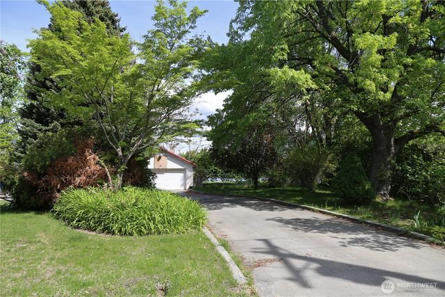 33364 97 Highway, Oroville, WA 98844