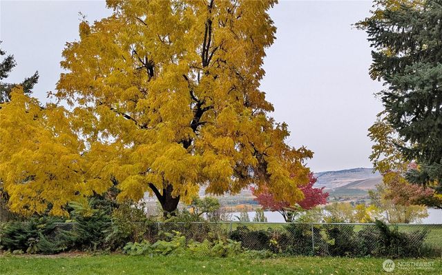 33364 97 Highway, Oroville, WA 98844