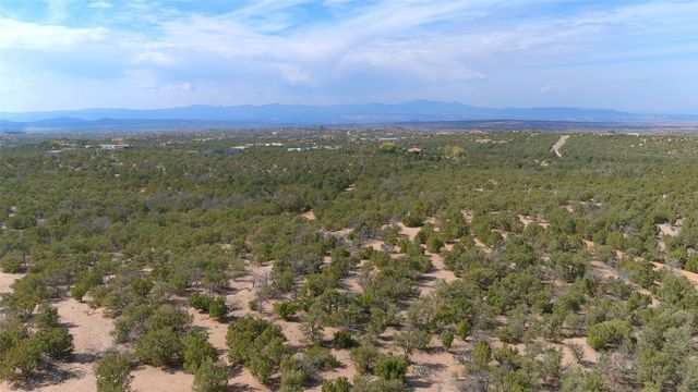 124 Tano Road, Santa Fe, NM 87501