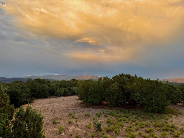 124 Tano Road, Santa Fe, NM 87501