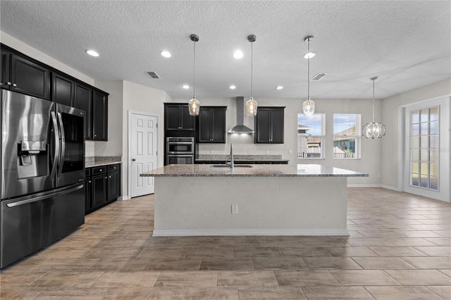 1833 HENLEY STREET, St Cloud, FL 34771