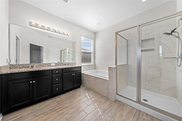 1833 HENLEY STREET, St Cloud, FL 34771