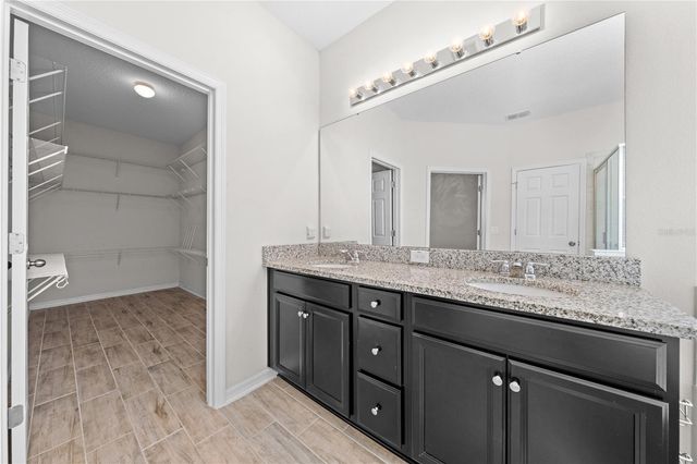 1833 HENLEY STREET, St Cloud, FL 34771