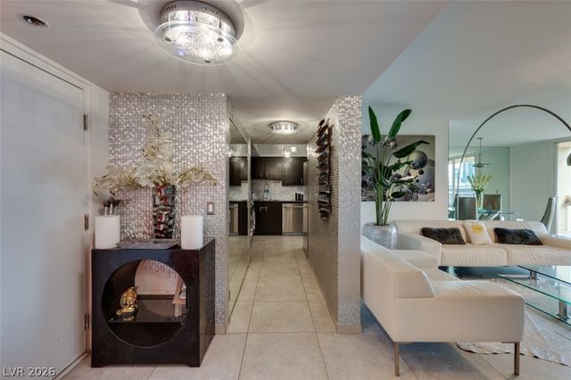 205 East Harmon 807, Las Vegas, NV 89169