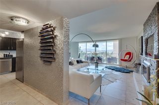 205 East Harmon 807, Las Vegas, NV 89169