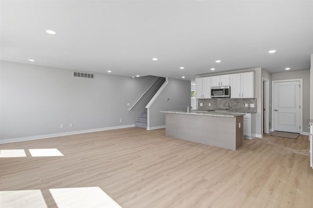 767 Reagan Lane, Milan, MI 48160