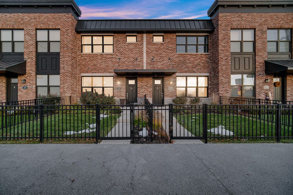 316 N Indiana Avenue, Crown Point, IN 46307