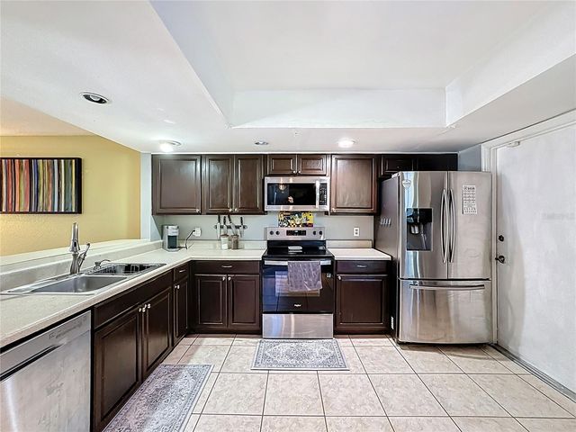 1777 SUMMIT CHASE AVENUE, Apopka, FL 32703