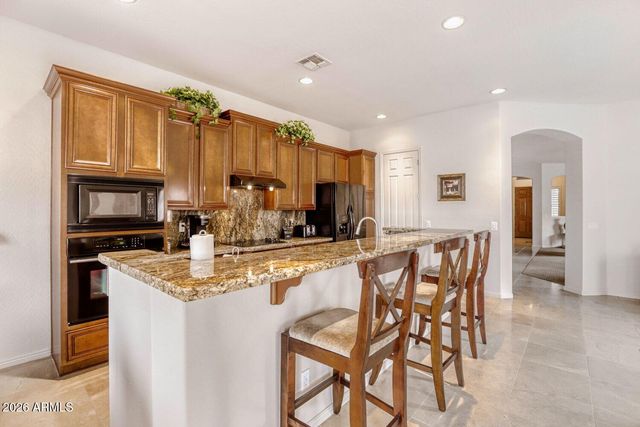 2056 W WHISPER ROCK Trail, Phoenix, AZ 85085