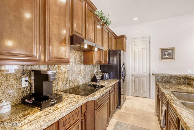 2056 W WHISPER ROCK Trail, Phoenix, AZ 85085