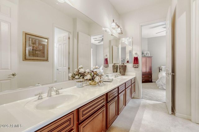 2056 W WHISPER ROCK Trail, Phoenix, AZ 85085