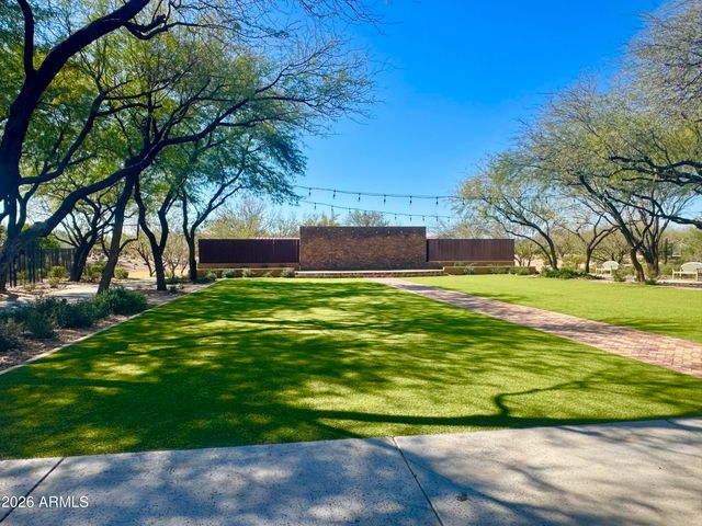 2056 W WHISPER ROCK Trail, Phoenix, AZ 85085