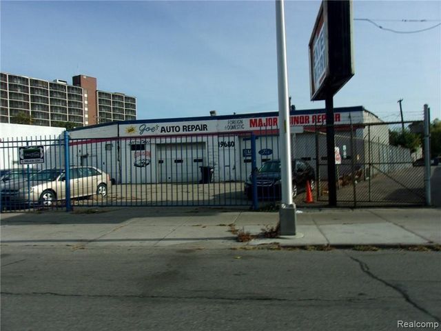 19700 Woodward Avenue, Detroit, MI 48203