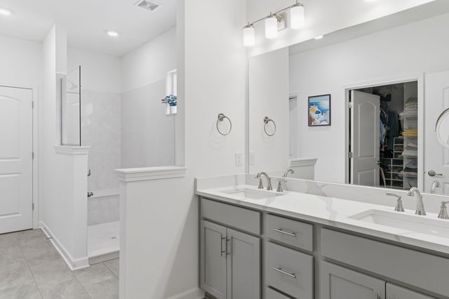 6059 Parkhaven Blvd, Hermitage, TN 37076