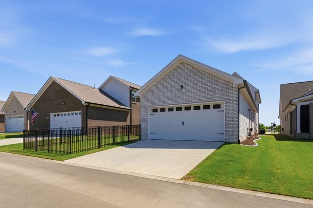 6059 Parkhaven Blvd, Hermitage, TN 37076