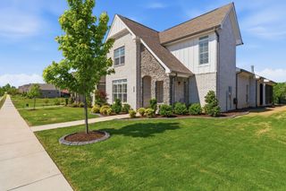 6059 Parkhaven Blvd, Hermitage, TN 37076