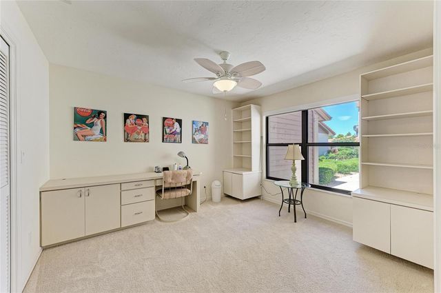 3946 WILSHIRE CIRCLE E 168, Sarasota, FL 34238