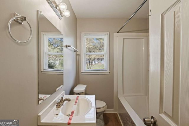 1650 Bridgeport Drive NW, Atlanta, GA 30318