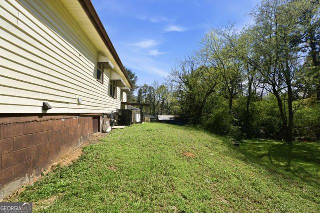 1650 Bridgeport Drive NW, Atlanta, GA 30318