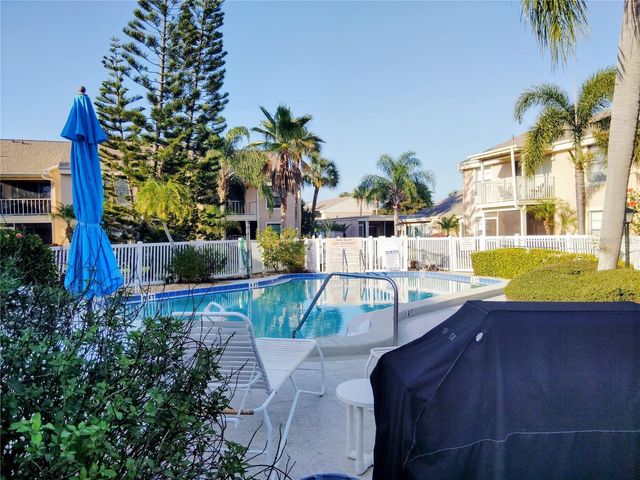 6328 7TH AVENUE W 6328, Bradenton, FL 34209