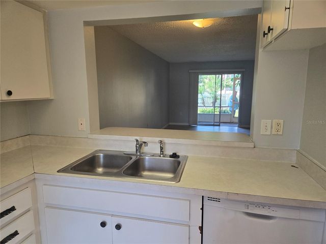 6328 7TH AVENUE W 6328, Bradenton, FL 34209