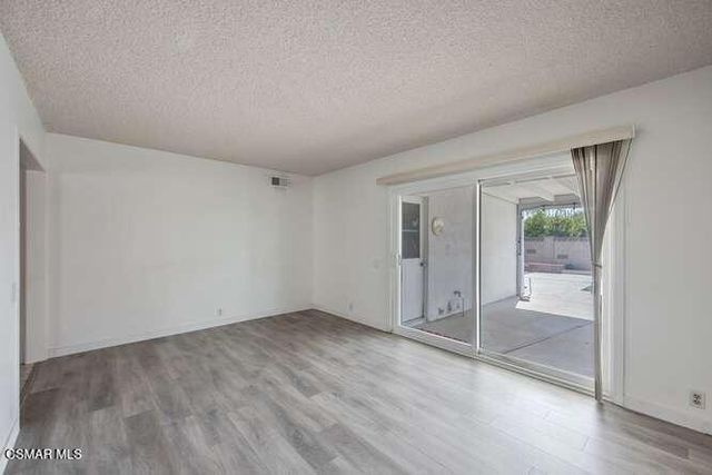 1558 Dover Avenue, Thousand Oaks, CA 91360